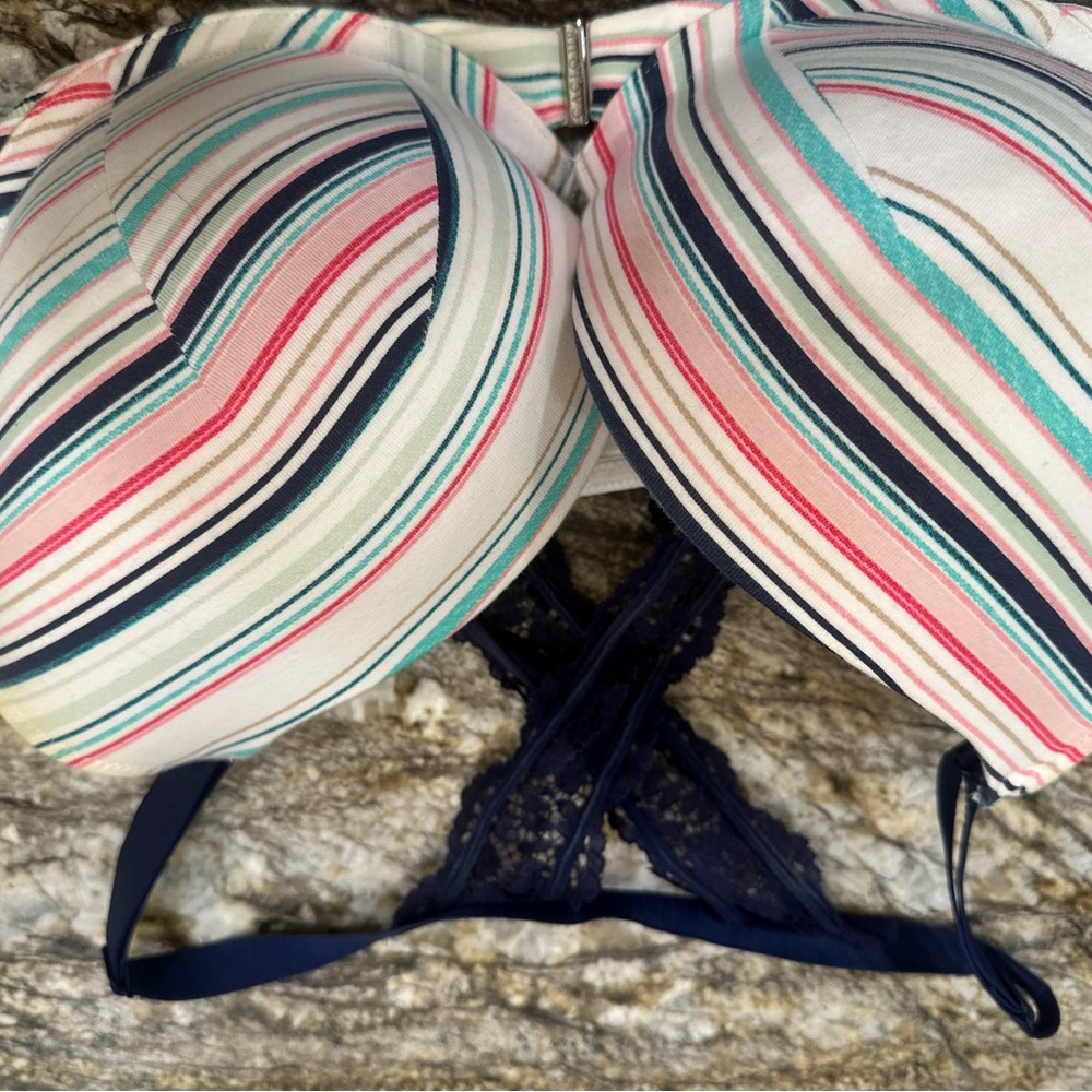 Cacique 34G Bra – Colorful Stripes & Navy Lace